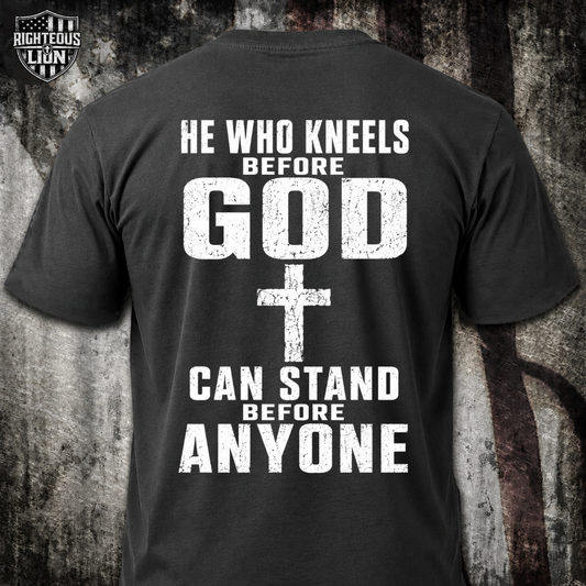 He who kneels before GOD T‑Shirt