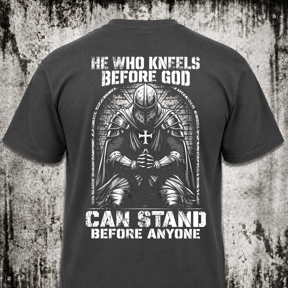 Kneels before God T‑Shirt