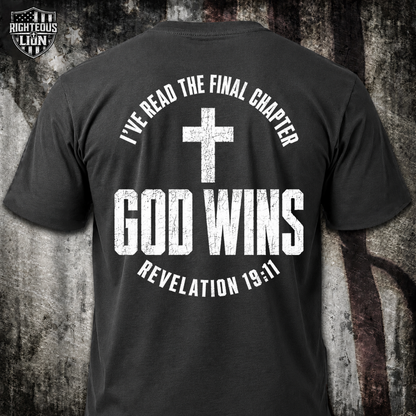 God wins T‑Shirt